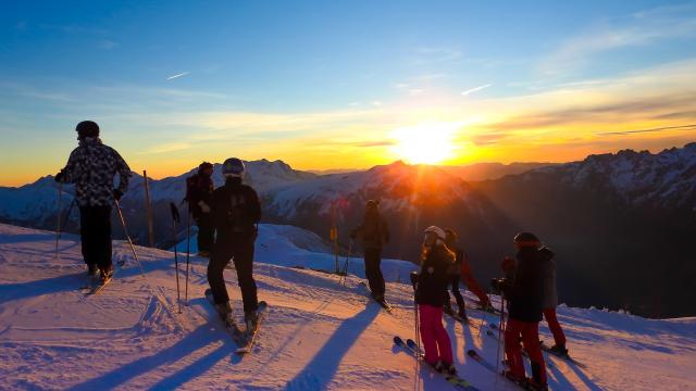 Descente Coucher Du Soleil Dôme Des Rousses