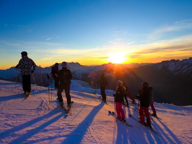 Descente Coucher Du Soleil Dôme Des Rousses