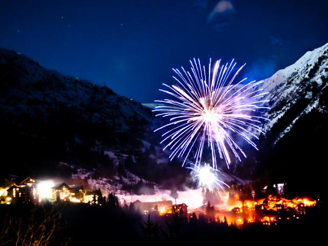 Feu d'artifice à Oz Station