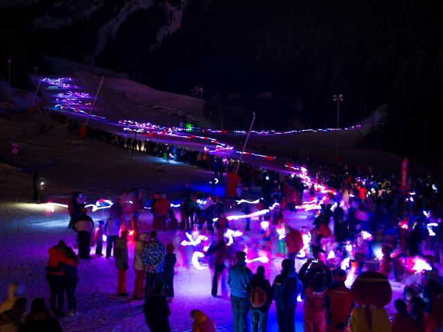 Oz En Oisans Descente Aux Flambeaux Images Et Rêves