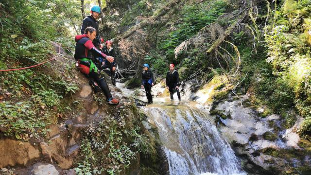 canyoning-a-oz-ot-oz-en-oisans-24.jpg